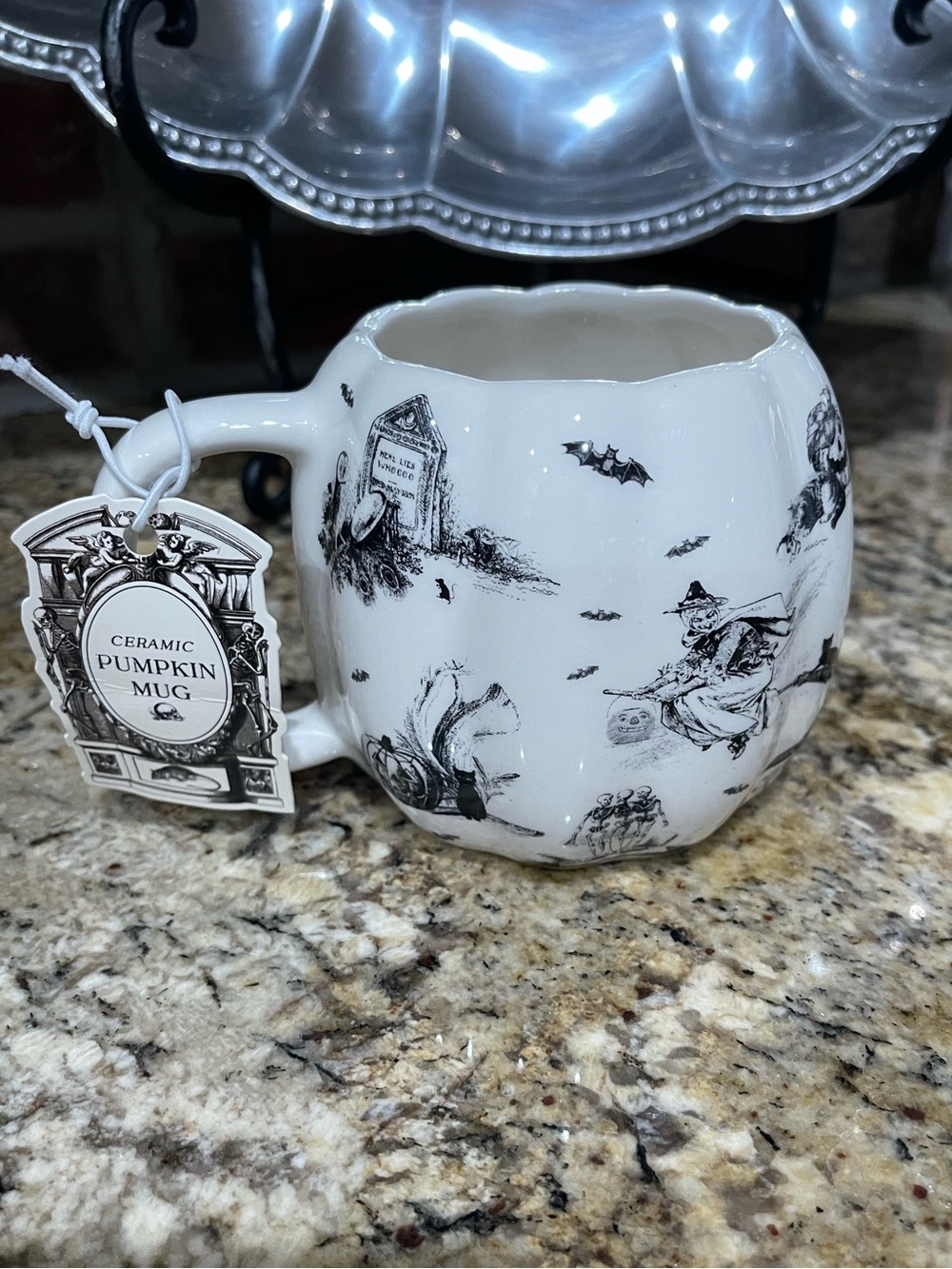 Patty Rybolt Ceramics pumpkin shaped halloween mug - black and white NEW!
